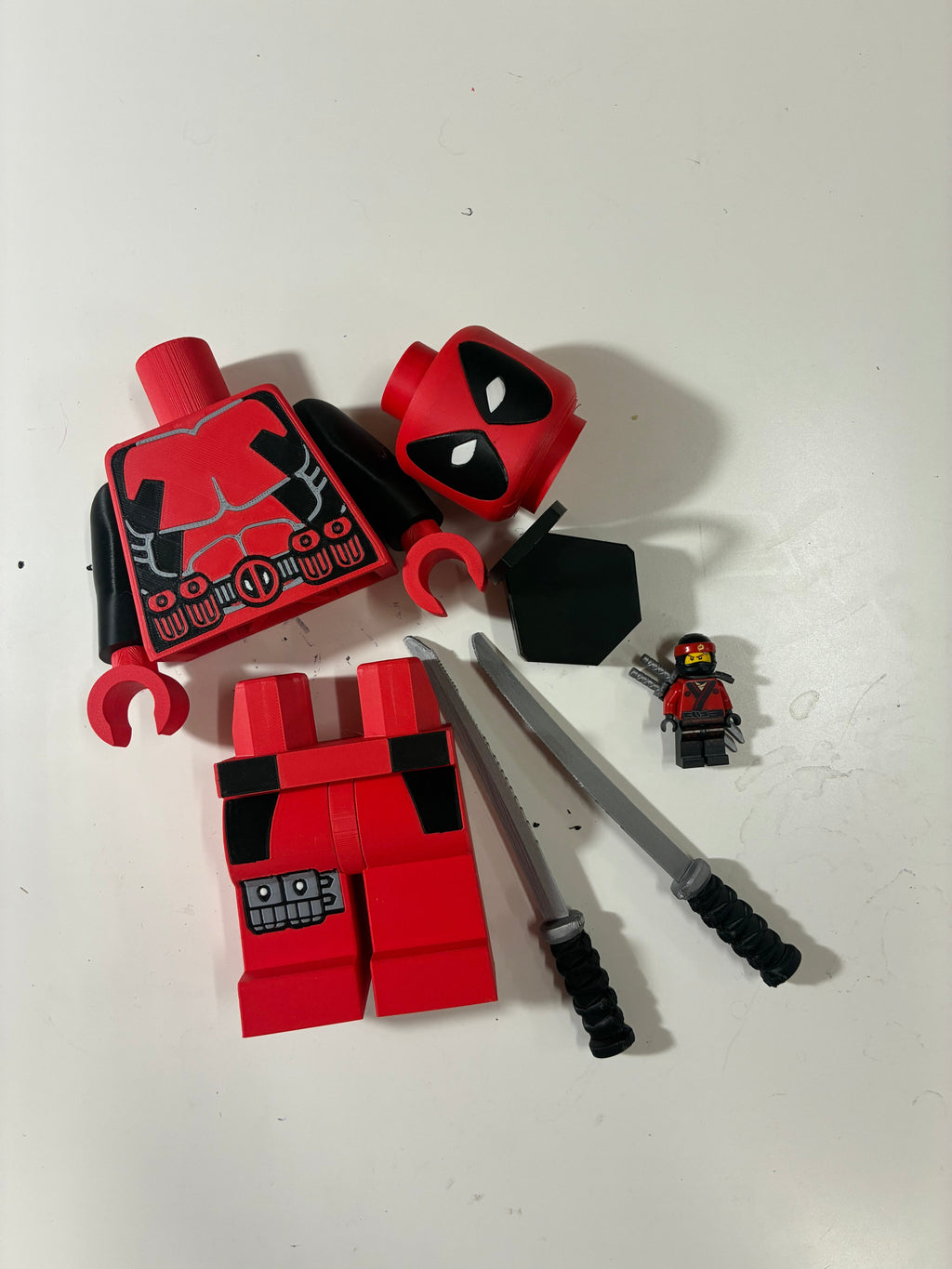 Mercpool - Custom 3D Printed Megafig