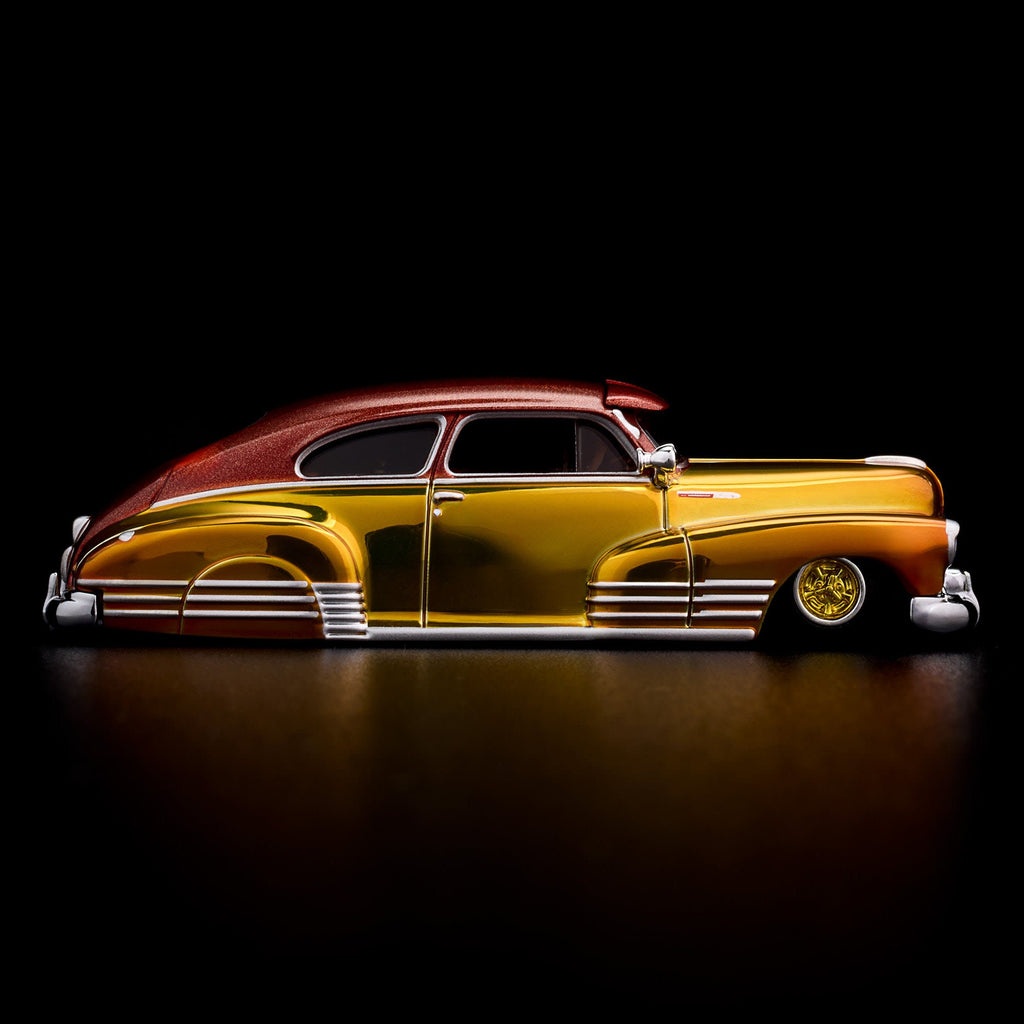 JJY66-BH12 Hot Wheels RLC Exclusive 1948 Chevy Fleetline