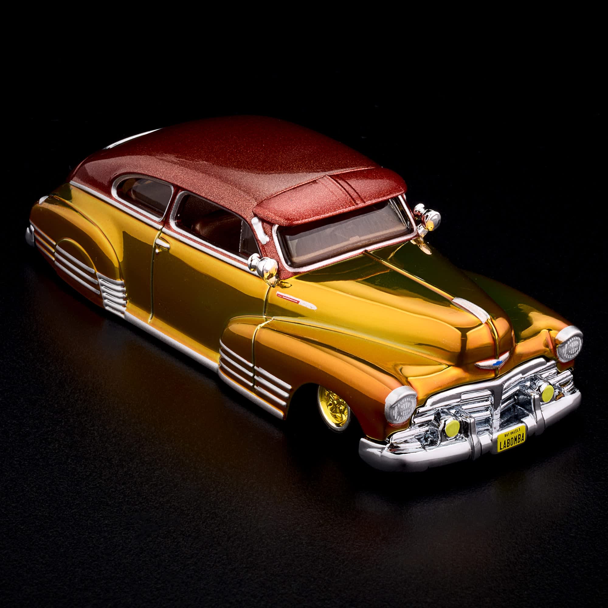 JJY66-BH12 Hot Wheels RLC Exclusive 1948 Chevy Fleetline