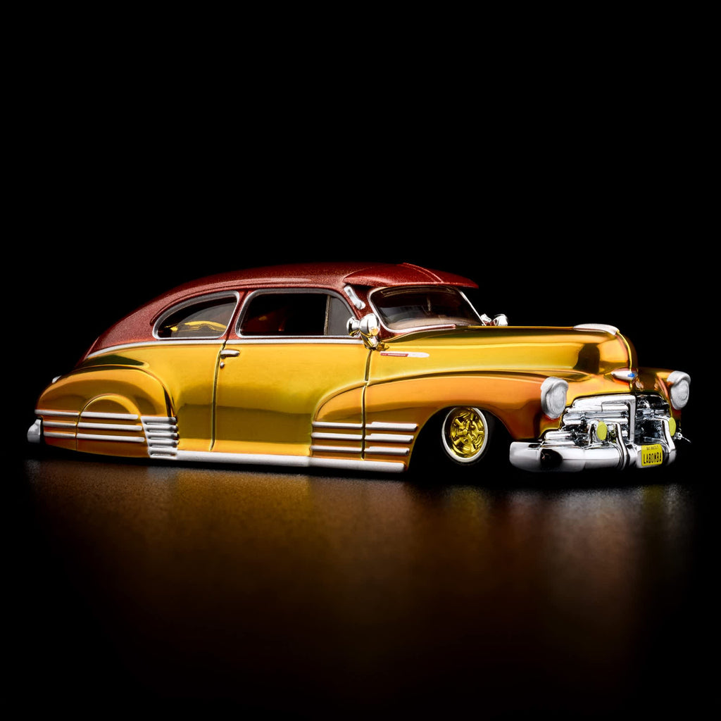 JJY66-BH12 Hot Wheels RLC Exclusive 1948 Chevy Fleetline